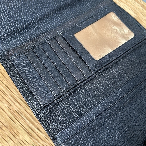 Bosca Pebble Leather Functional Wallet - gently used - Picture 16 of 16